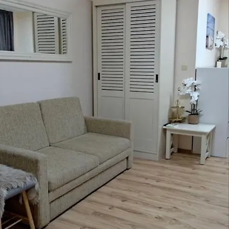 Dekart Apartmán Sluneční pobřeží